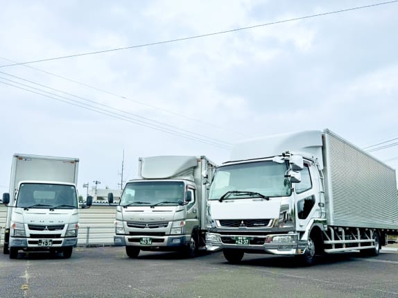 株式会社PINEのトラック