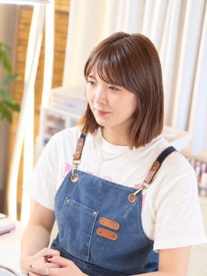 Atelier Sii オーナーネイリスト Ami